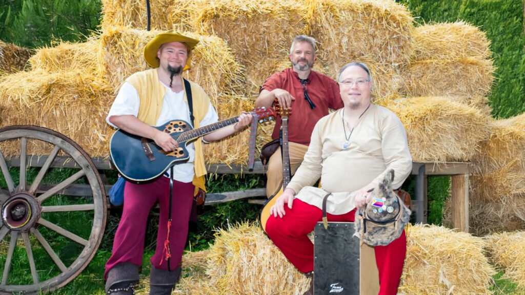 Bierschmeichler Band überzeugt Veranstalter mit handgemachter Mittelalter-Folkmusik und energiegeladenen Live-Auftritten.
